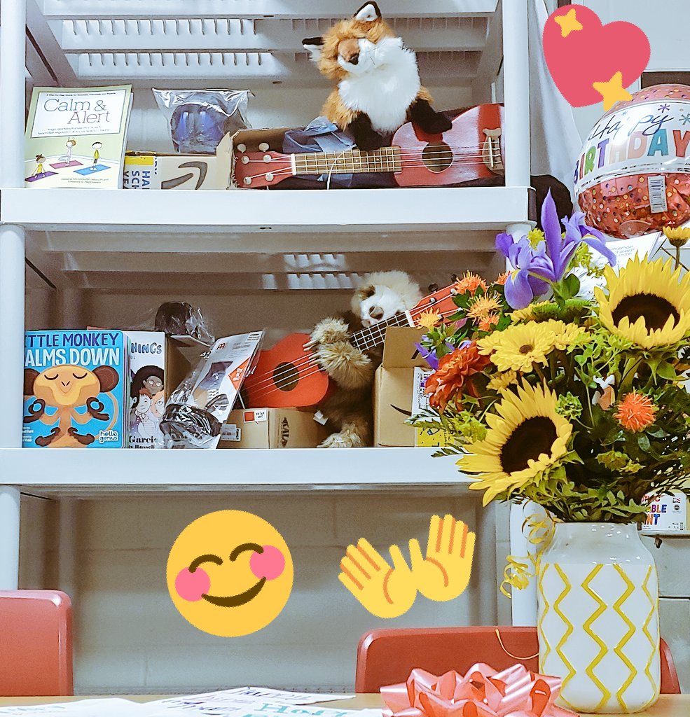 HannaMathey's tweet photo. To the family, friends, neighbors, & strangers who made this photo possible, we are so grateful. β€πΎ It was a wonderful birthday! ππ #clearthelists #almostcleared Still wishing for a few really special wishes! Thanks, Twitter! G'night! β€ https://t.co/6TCp49ljQt https://t.co/arj4NYGU3h