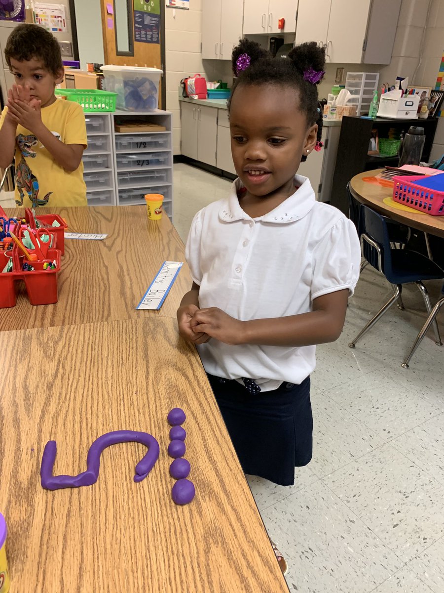 MurdaughM's tweet photo. Building numbers and strengthening our cardinality in K. @mresnewton @MsRBattle @cj8austin529 #ncssbethebest @jrtzfanclub @RonEdwardsWorld https://t.co/a0I4nmfyBd