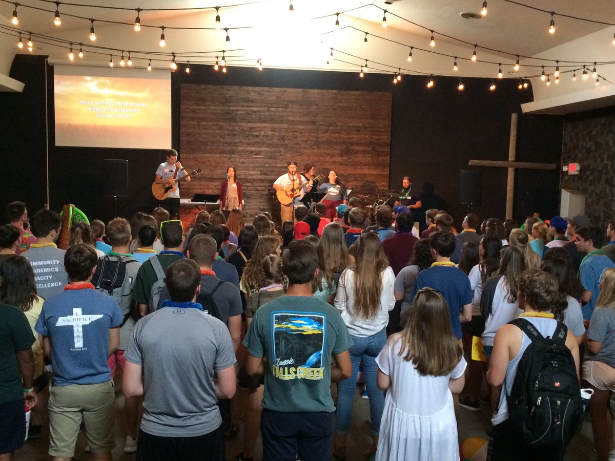 TNtechBCM's tweet photo. Hey freshmen and transfers come out tomorrow for our freshman survival event. There will be worship, games, Lip sync battles food, and you get our awesome BCM shirts. The event starts tomorrow at 3! See ya there ‼️‼️ https://t.co/AUJkPLaUv3
