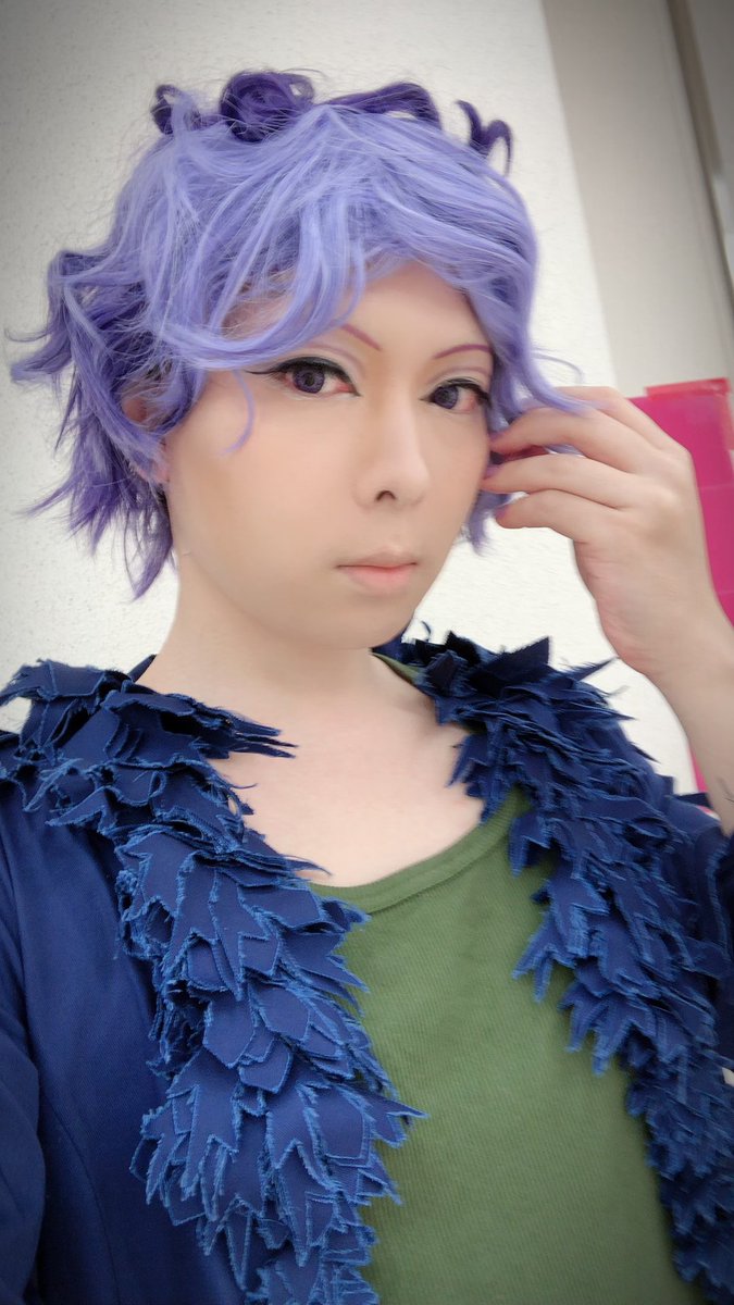 kada_teion's tweet photo. #FG11 でギャリーさんしてます!
アプリで適当に撮ったら自動加工がエグいw
とりあえず買い物ー。 https://t.co/iEdlOZATZk