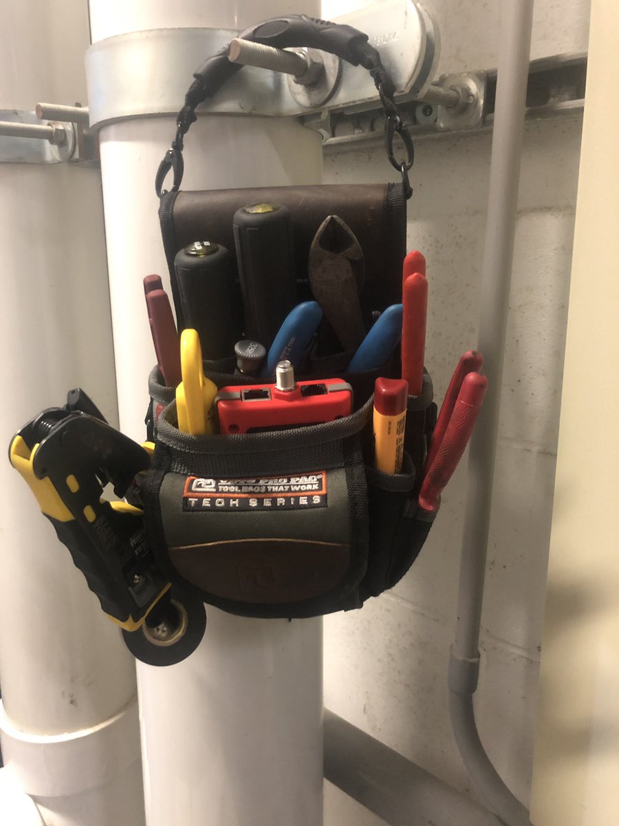 CurtisRickard's tweet photo. Just bought this TB3 before my Iowa trip.  Packed out today for comm work. One week in and I love this thing @vetopropac 
#vetpropac #bestworktoolyet https://t.co/1eXNLafg1E