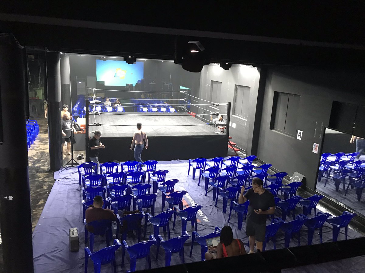 Simon Miller tweet media