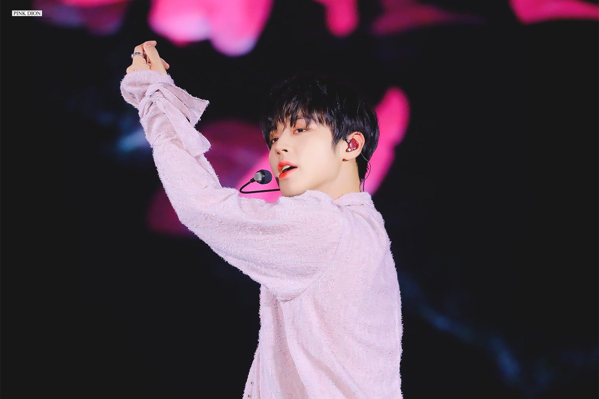 진짜 지훈이...너무너무너무너무너무너무 잘생겼어!💞

#박지훈 #ParkJihoon