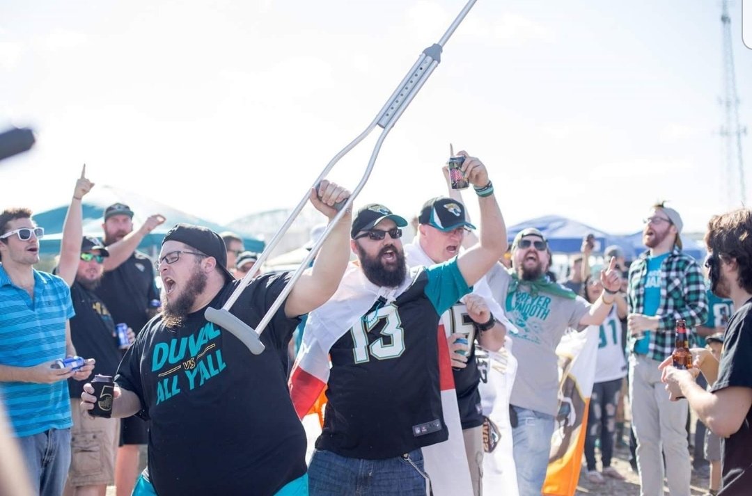 StopholusPrime's tweet photo. @BoldCityBrigade
@TealStHooligans #DUVALBCB
Many great memories with people who on Sunday's go through pain and happiness and are considered family.
Duval Till I Die #memories #BCBInternational https://t.co/4DjAyYdFGH