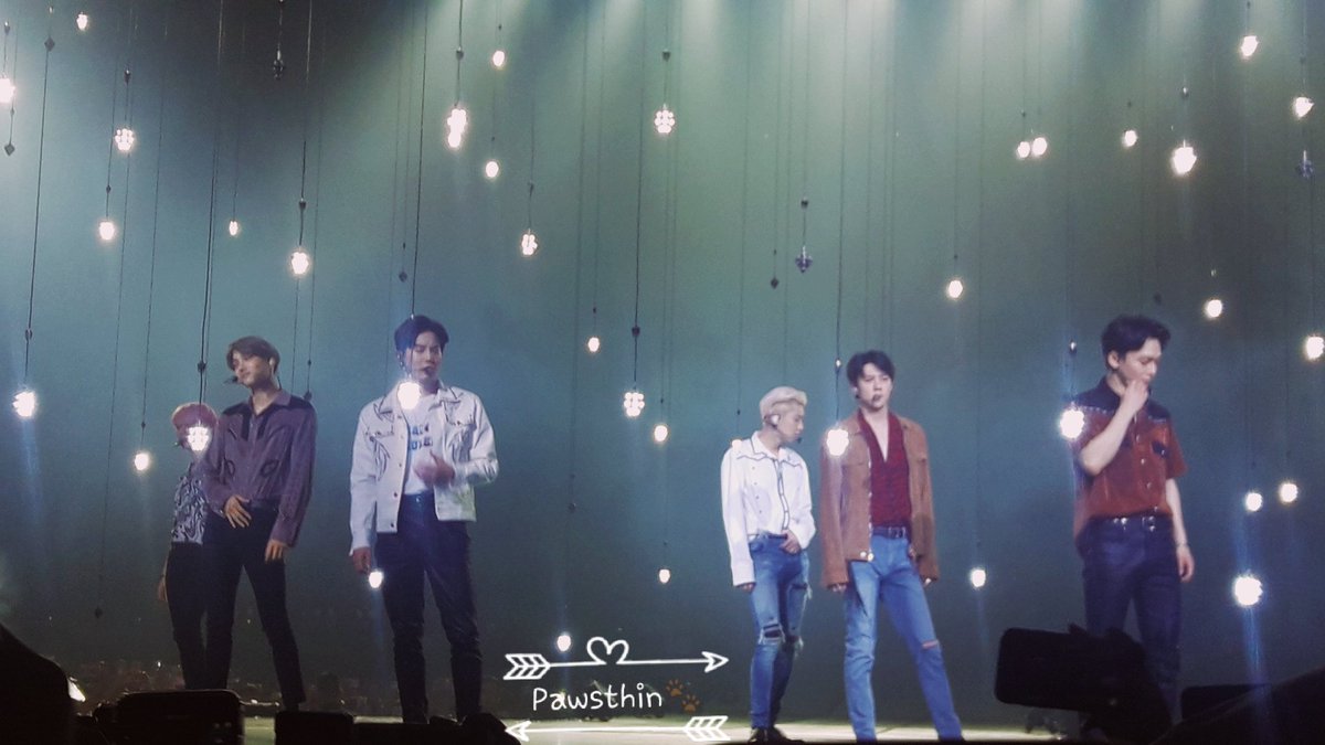 PawsThin's tweet photo. Life is made of small moments like this! 💞
Thank you @PULPLiveWorld and @happeehour for making this posible!
 
HOY @weareoneEXO pinagod nyo ko! Putek sakit ng buong katawan ko 🤣🤣 사랑해요😘
#EXplOrationinManilaDay1 #EXplOrationinManila
#EXplOrationinManilaDay2 https://t.co/w4gMIBVtFz