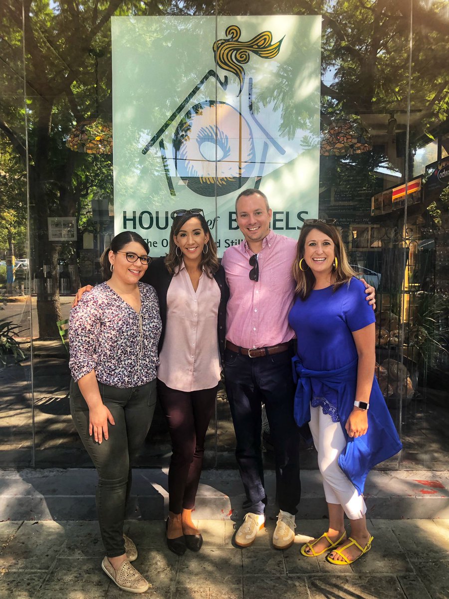 SJSUConductCrew's tweet photo. Today the #SJSUConductCrew celebrated the dedication & commitment of our Associate Director, Travis. He heads to UConn to further his career & make an impact within their community! Thank you Travis for your time as a #Spartan & sharing your love of House of Bagels with our team! https://t.co/8TtHvR2qTP