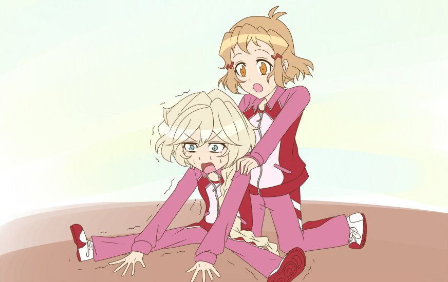 フォルダあさってたら去年の秋頃には
ひびキャロ学園編描いてたのでみて 