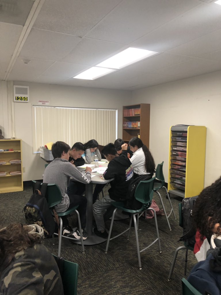 Diane Castillo tweet media