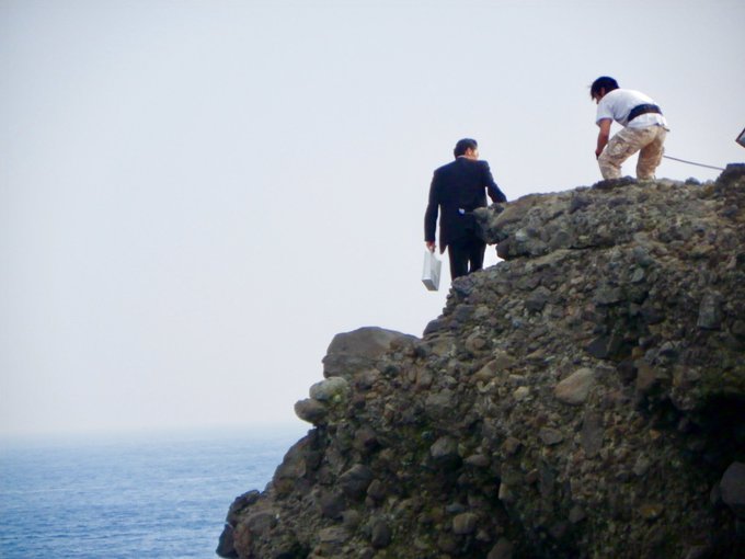 それぞれ の 断崖 感想