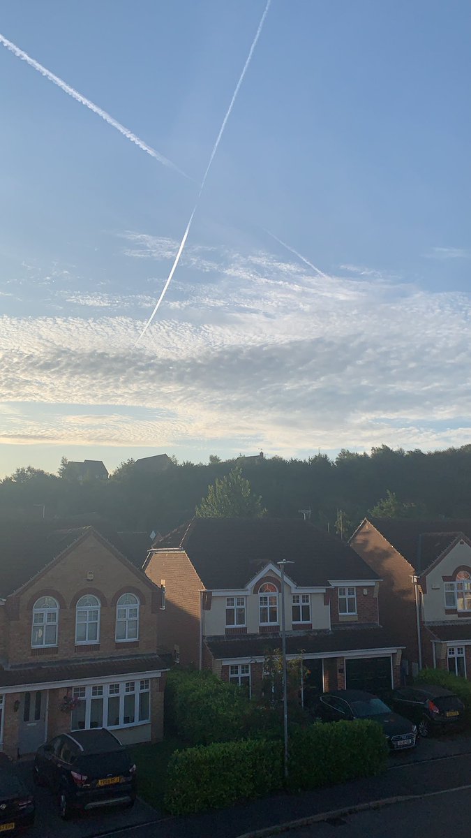 Selfstorage17's tweet photo. Ok what a beautiful morning. I think it’s time for a shower and  out with the family day. #familydayout https://t.co/Y2E6rvTfBC