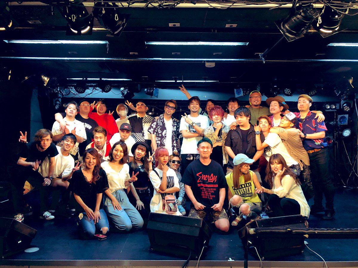 MONJI2C's tweet photo. LIVE💎QUEST feat.Natural High Schoolオープンしました‼️

5都市ツアーもいよいよファイナル‼️

皆さまのお越しをお待ちしております🙌

LIVE💎QUEST ファイナル東京
新宿Zirco Tokyo
2019.8.24(土)
OPEN / START 15:00 / 15:20
前売 / 当日 3500円 / 4500円
チケット：https://t.co/zr5D4lVgGh https://t.co/paWkkrI16q