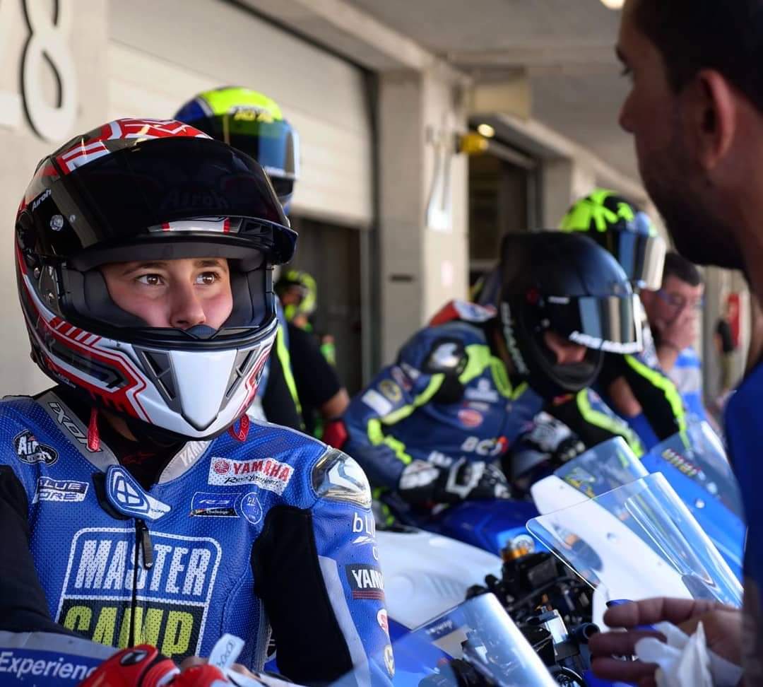BEATRIZNEILA36's tweet photo. Dos días de test finalizados con buenas sensaciones!!✔️
Two days of tests completed with good feelings!!
#BN36 #BLUcRU #yamaharacingcomooffical #alpinestars #airohelmets #worldssp300 https://t.co/pzRNF4emqu