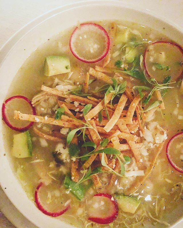 mizfruitography's tweet photo. Green pozole game is on point at my favorite spot for food/cocktails/ambiance in San Diego, @jaynesgastropub! 💚#youstayhungrysd #sdfoodie https://t.co/IRrmz5RY2b https://t.co/EYjZejgSJx