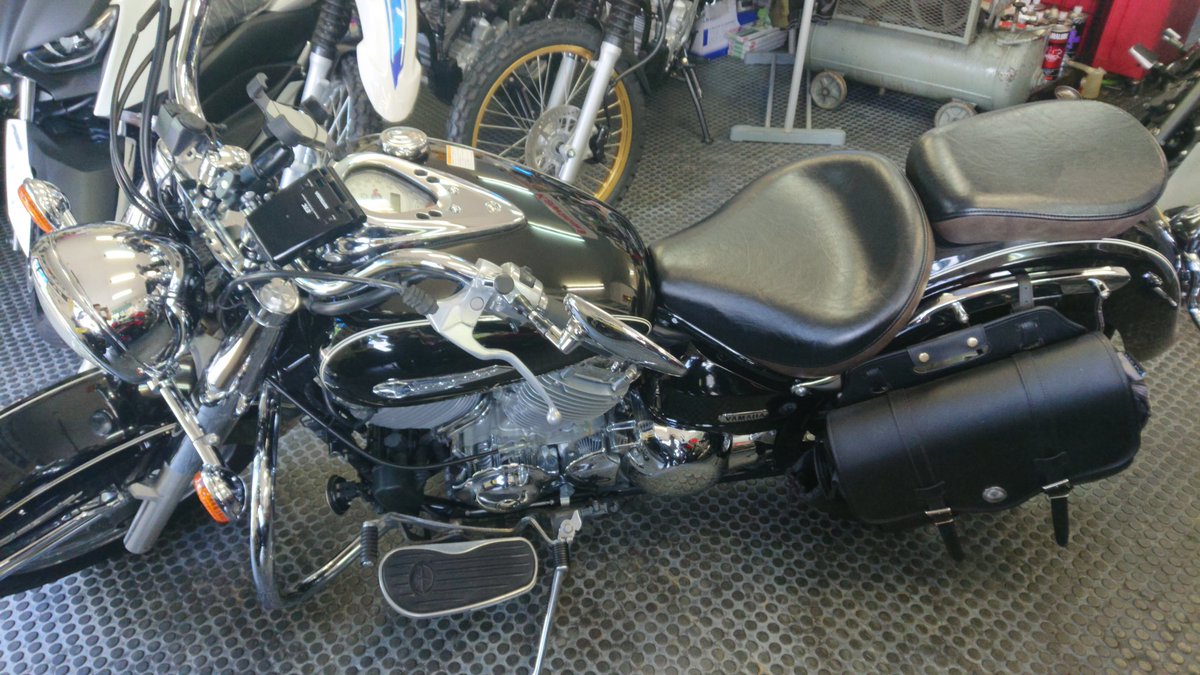 floatzel11's tweet image. 免許とる前にバイク契約しちゃった
明日は卒検頑張ろう