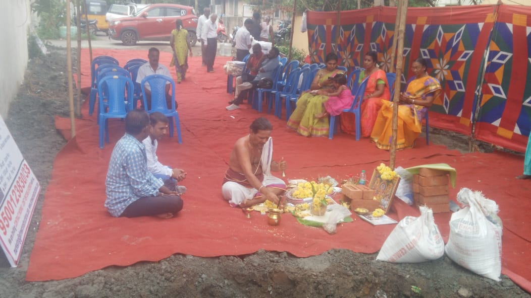 ShreeConstruct7's tweet photo. Our New Site Pooja at Kodungaiyur.#ShreeConstructions. https://t.co/3qC70jqhGo