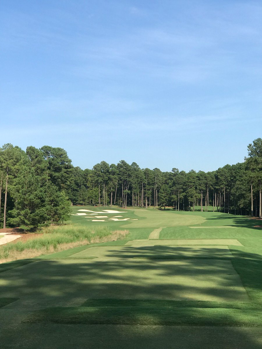 UpstateGolfClub's tweet image. Good luck to Mike Gravley today - as he tees of in the US Senior Amateur at Old Chatham in Durham, NC! #GoMike