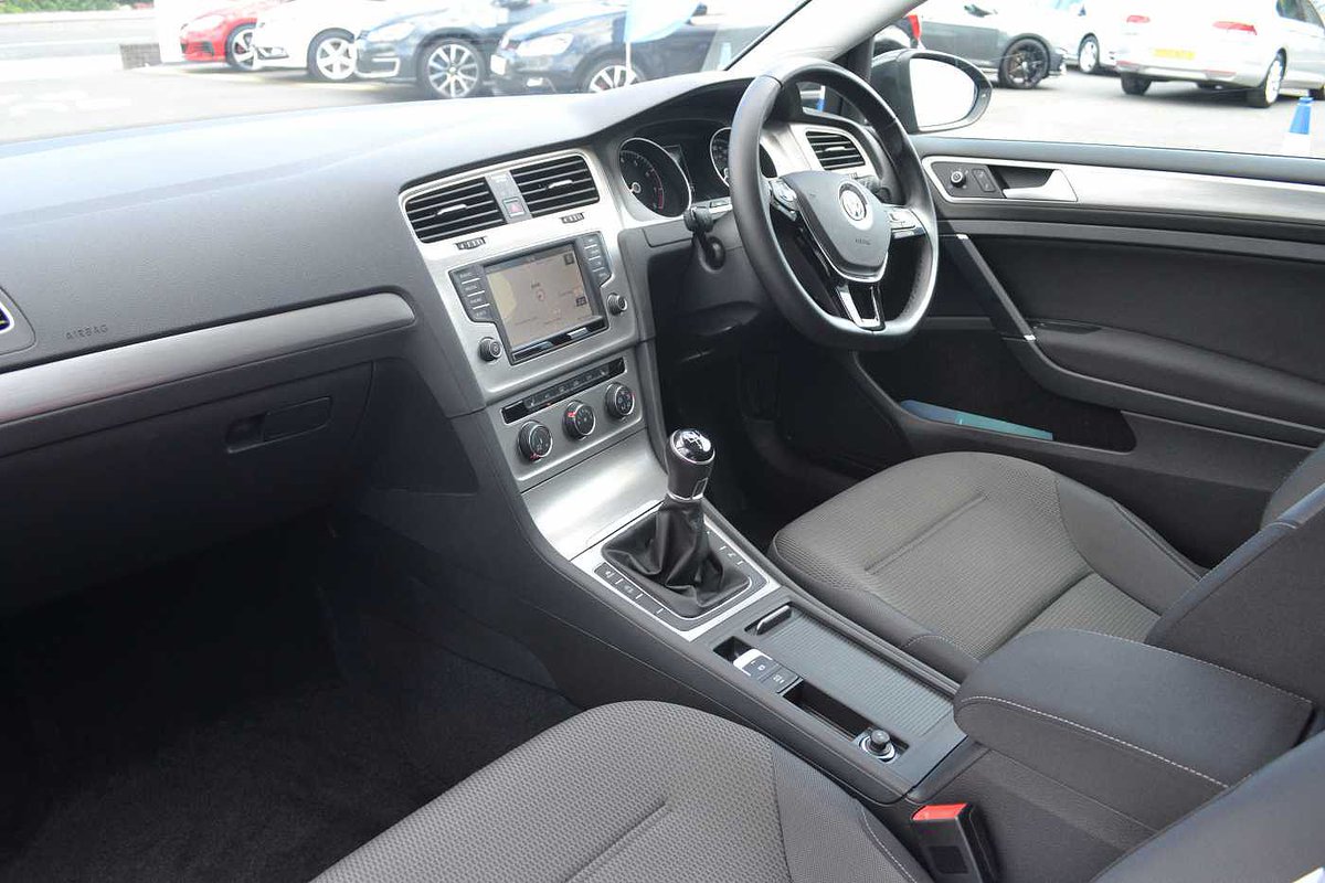 PulmanGroup's tweet photo. Take a look at this fantastic approved used #Volkswagen #Golf Match at our #Sunderland branch!
➡️ £12,995
➡️ 2016 Reg
➡️ 28,731 Miles
⏩ Find out more here: https://t.co/nifk9pHtlo
Price & mileage correct at time of post.
#UsedGolf #NorthEastCars #NorthEast https://t.co/pC9BtfQ1LU