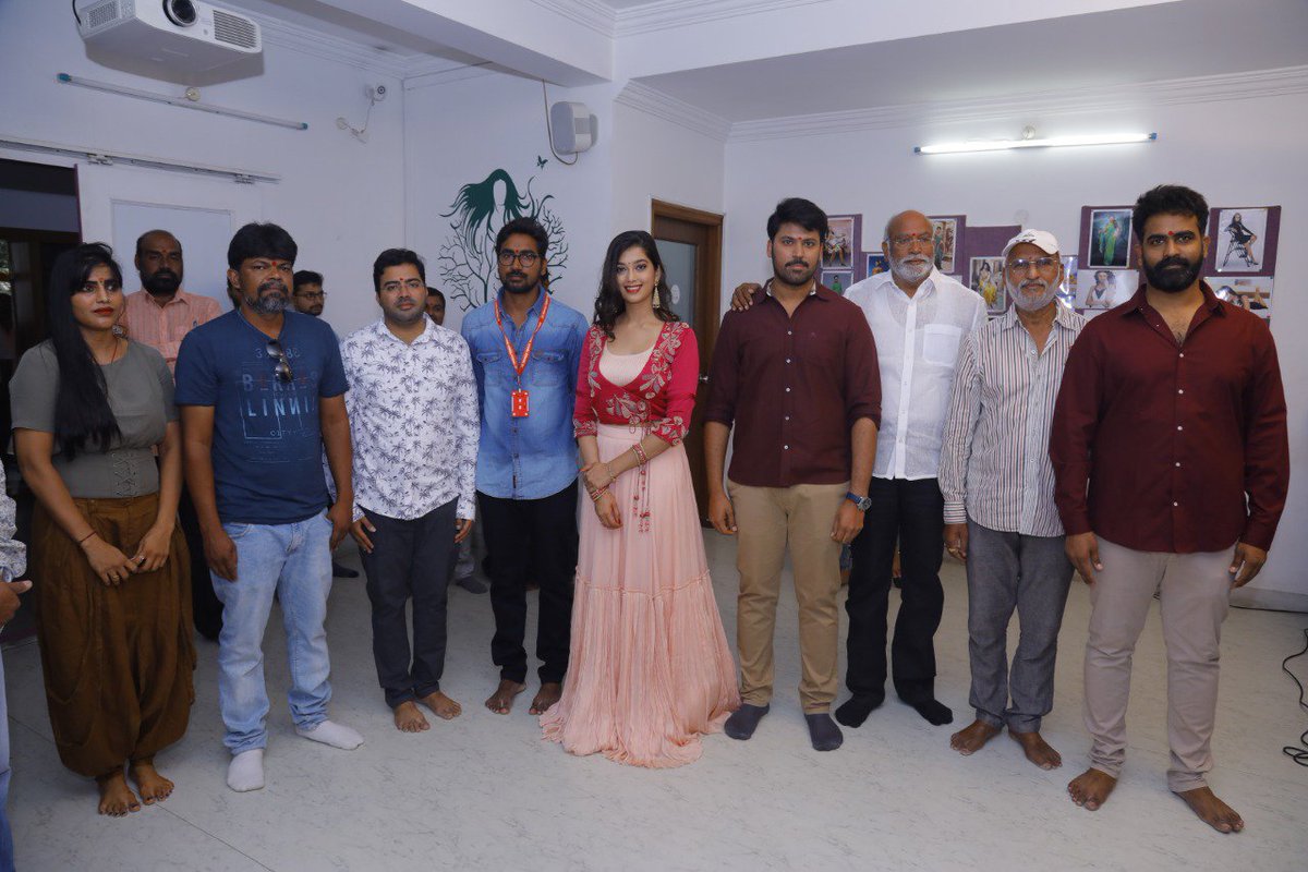 . Sri Tirumala Tirupati Venkateswara Films (@sttvfilms) Production No 10 suspense thriller Launched

To star @actorlaksh and @DiganganaS in the leads

#RameshKadumula to direct and music by #SekharChandra