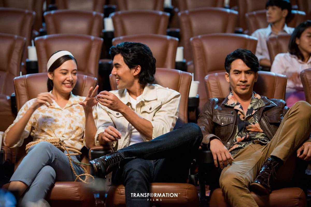 WeLoveSF's tweet photo. แค่ภาพทีเซอร์ยังน่ารักกรุ้มกริ่ม ในหนังจะขนาดไหน #MyGodFather #อย่าเรียกพี่ว่าพ่อ  นำแสดงโดย โป๊ป-ธนวรรธน์ , เต๋อ-ฉันทวิชช์, แซมมี่-เคาวเวลล์

เร็วๆนี้ ที่ #SFcinema 🍿❤

| ภาพและข้อมูลจาก Transformation Films

 📲เช็ครอบ ซื้อตั๋วออนไลน์ที่แอป SF Cinema > https://t.co/LfVjabcWZy https://t.co/EFxwzT0dai