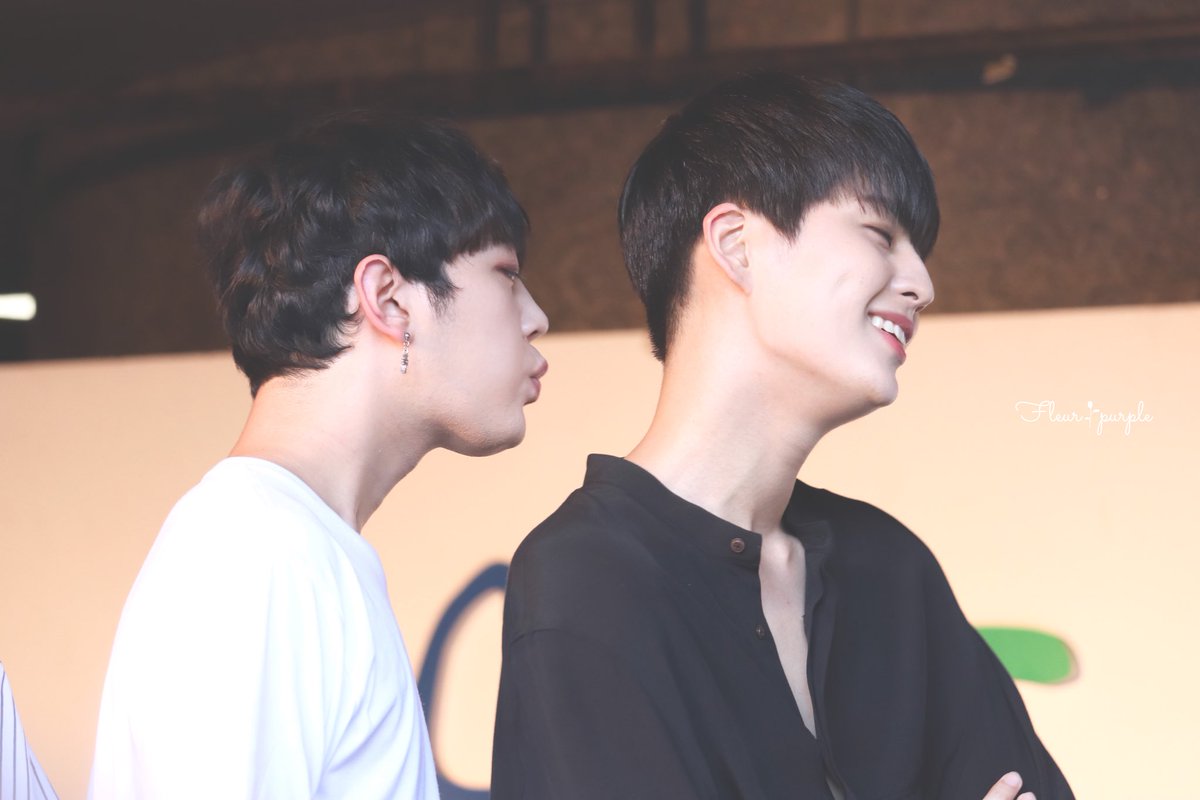 Fleurr_Purple's tweet photo. 180721

비토&amp;고결☀️🌬🌬ㅋㅋ

#업텐션 #UP10TION  @UP10TION 
#고결 #비토 #BITTO #KOGYEOL
#HAPPYBITTODAY
#두근두근_하트비토_데이 https://t.co/e65MnfhpML