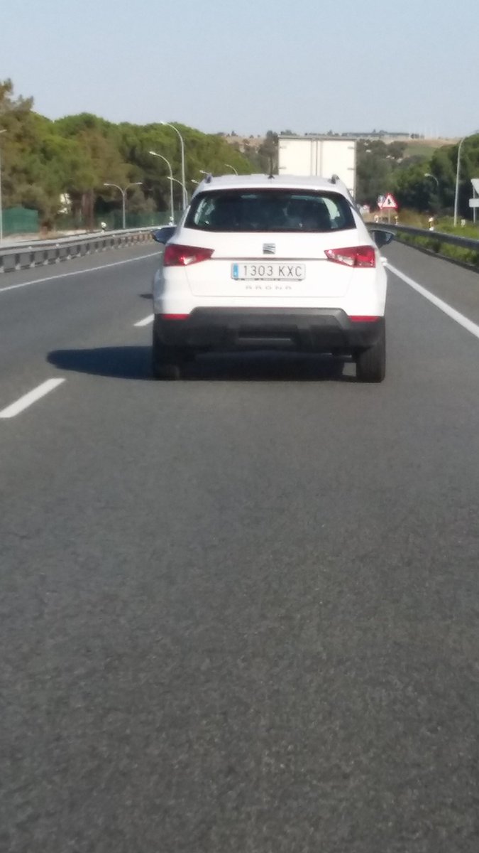 krisbill25's tweet photo. @policia conductor temerario en nacional VI sanchidrian https://t.co/V7nnytqn8C