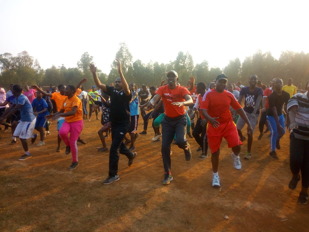 SimbarikureT's tweet photo. Siporo ya Bose mu karere ka Nyamasheke,kuwa 24.08.2019 yitabiriwe n' inzego zitandukanye!
@Nyamasheke @hubntabyera @NycNyamasheke @MINISPOC @MinYouthRwanda @RwandaWest https://t.co/eTgW5g69yE