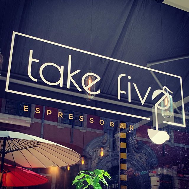 Morning shot to kick off the weekend at @takefiveespressobar! Awesome little gem! ift.tt/33Xfr2j