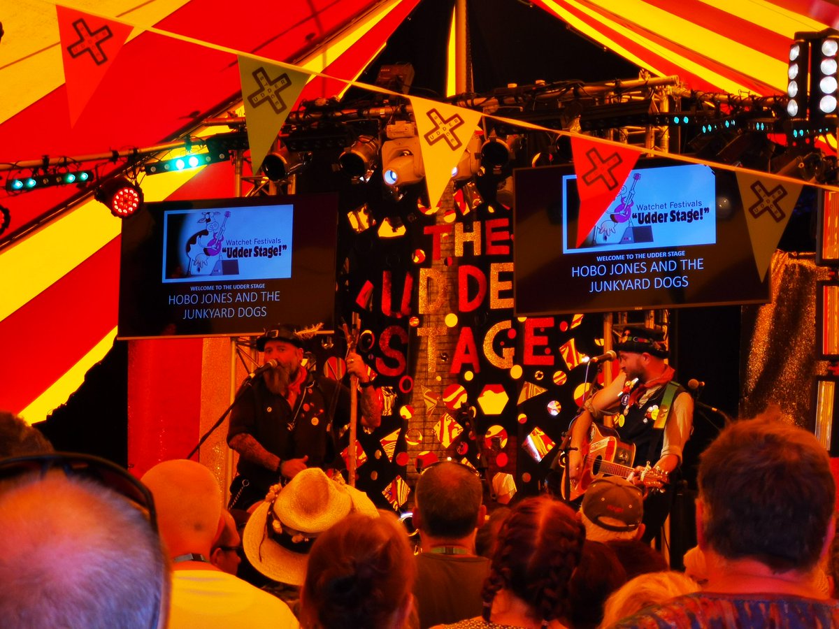 peterc2427's tweet photo. At @WatchetLIVEfest found my new fav band already Hobo Jones and the Junk Yard Dogs they are great!! Can't wait for @barstewardsons tomorrow though https://t.co/Q7QmjdyhhJ