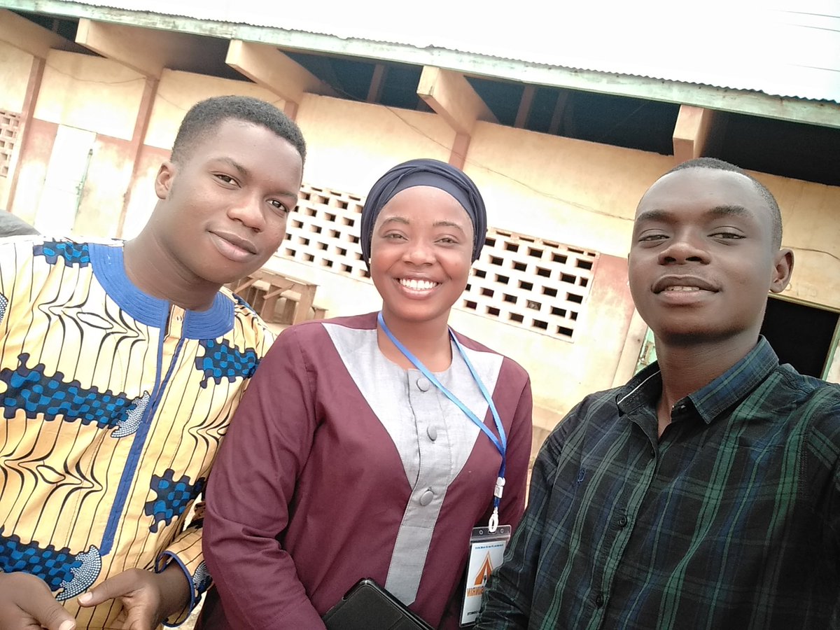 MChiarath's tweet photo. L'avez vous remarqué ?Le camp @Obinrinblog a rassemblé assez de jeunes #leaders et battants. Nous y sommes en équipe et surtout entre amis. Combinaison de compétences pour un camp topissime @Fontaine6447 @gracechabi @eshter0 @AgbasseAxel @cglele64 @AloakinnouB @EmmanuelGanse https://t.co/blQ0aA2ZnR