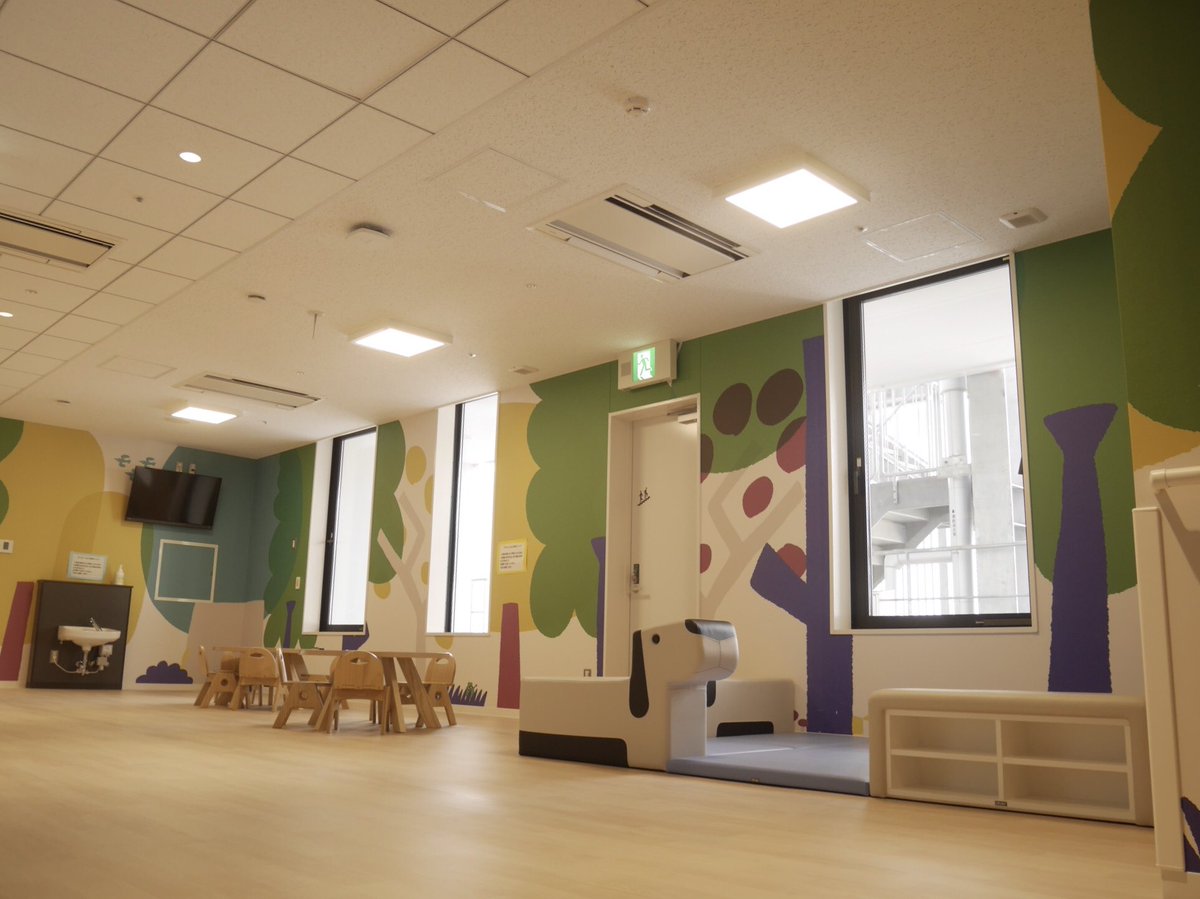 山中正大 A Twitter 小牧市民病院 小児科病棟のイラストを担当しました 小牧山や動物をイメージして描きました