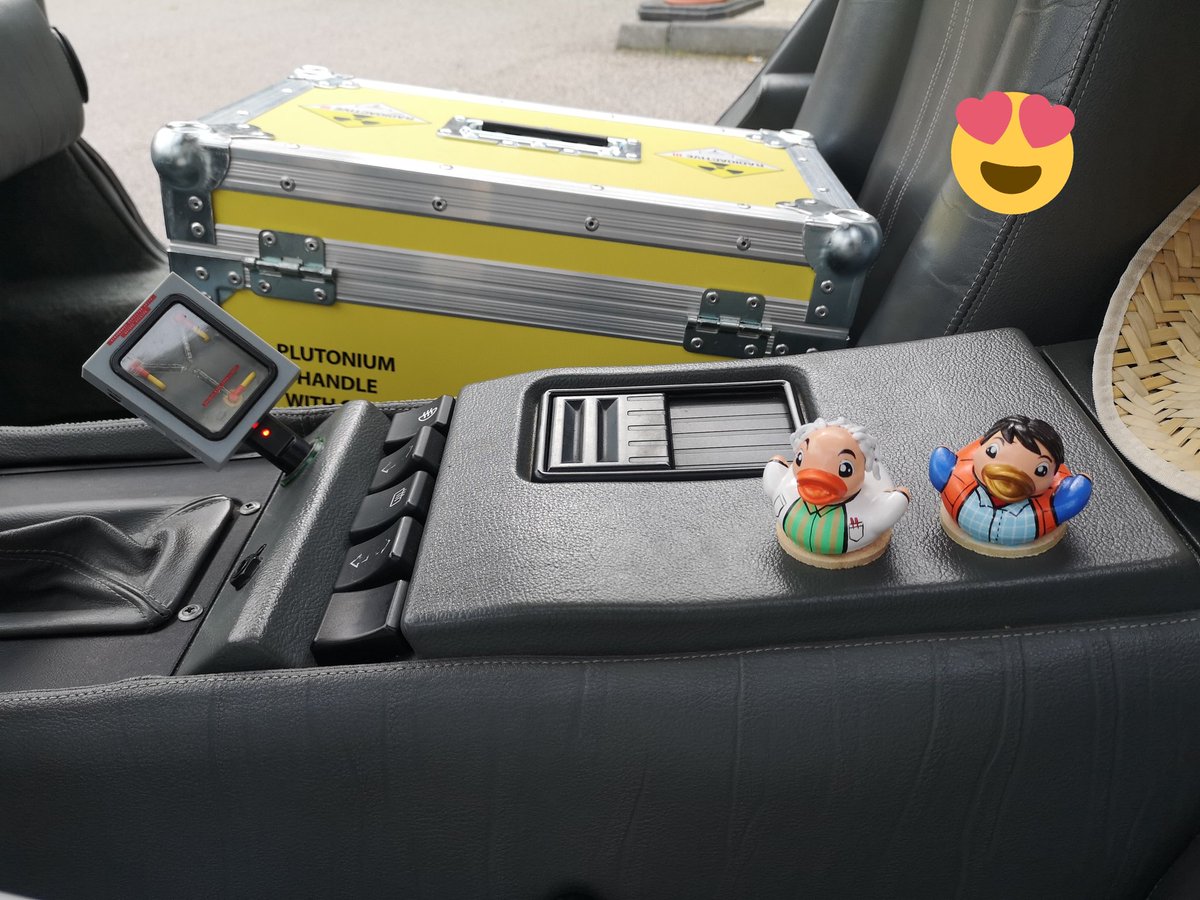 deloreanhs's tweet photo. Our fantastic customised ducks 😍 thanks @NeilinCo 😎 https://t.co/69ZsBuQq0M