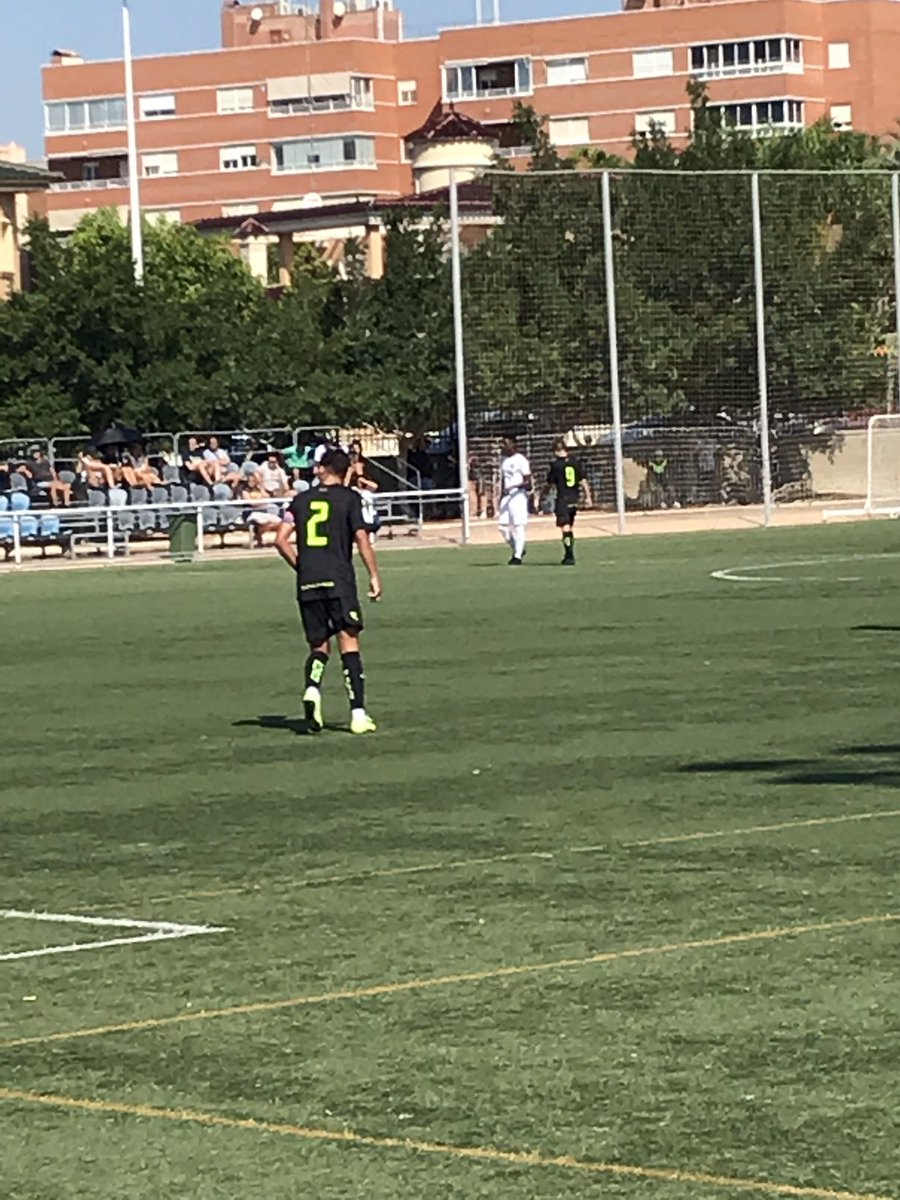 Viendo el <a href="/elchecfoficial/">🌴</a> #JuvenilA de #Andres , <a href="/RafaRoldan13/">Rafa Roldan</a> y <a href="/9rodrimc1/">9rodrimc</a> contra el <a href="/UCAMMurcia/">UCAM Murcia</a> de <a href="/ors_navarro/">Sergio Ors Navarro</a> . <a href="/rgfootball_web/">ℝ𝔾𝔽𝕠𝕠𝕥𝕓𝕒𝕝𝕝</a> #CanteraRG