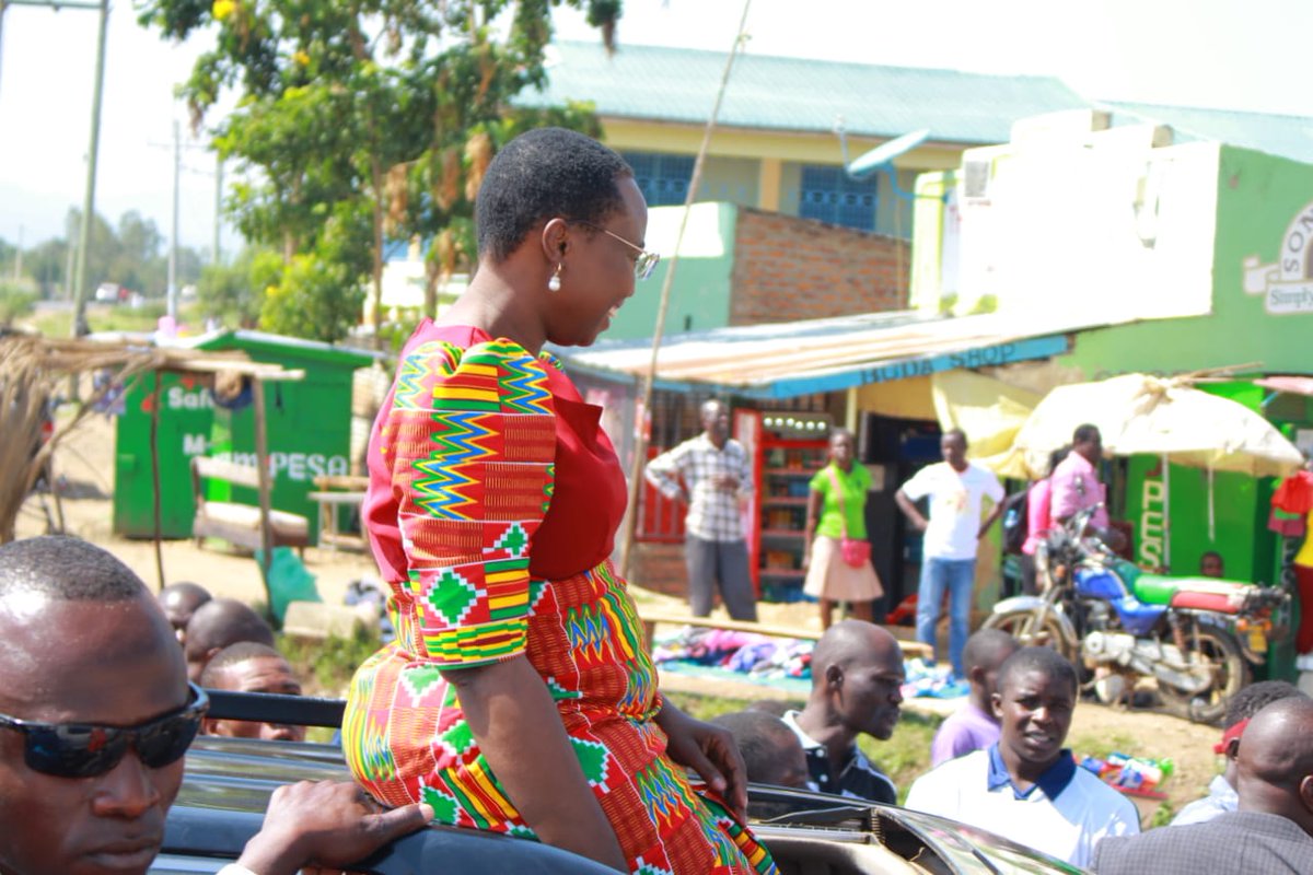 Thank you for the warm welcome to the Kenyans in Kendu Bay and Adiedo. #MsPresidentNAO #PamojaTuijengeKenya