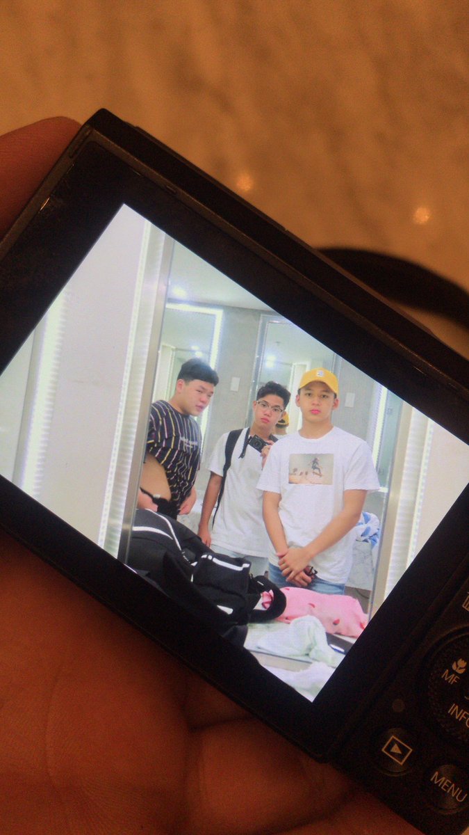 Deany_Phantom's tweet photo. This shit feel like Friday nights
This shit make me feel alive
This shit feels like paradise

Insert @TheLevatron 
Labyu HAHAHAHAHAHAHA https://t.co/fK3SdSUKwM