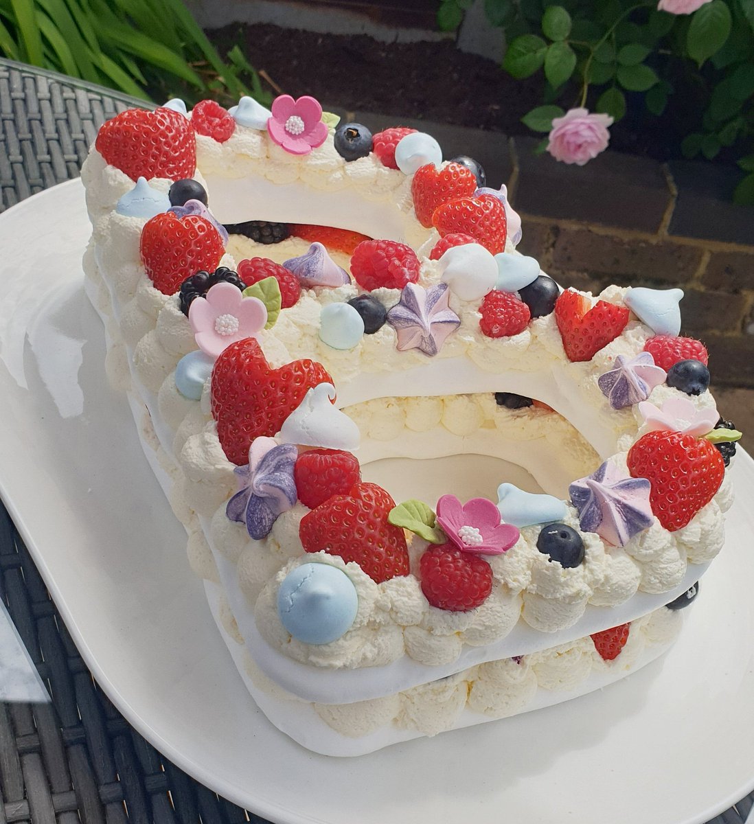 FlourAndFold tweet media