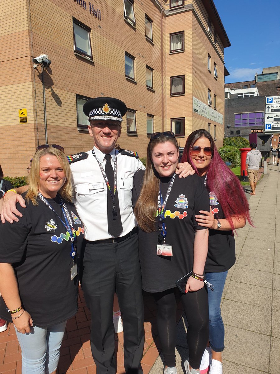 ClevelandLGBT's tweet photo. Officers and Staff have arrived in Manchester. We’re on our way to march with our colleagues from all around the country. #ManchesterPride #rainbowcar #rainbowcub #bobbybee https://t.co/uZ3I9B0eIx