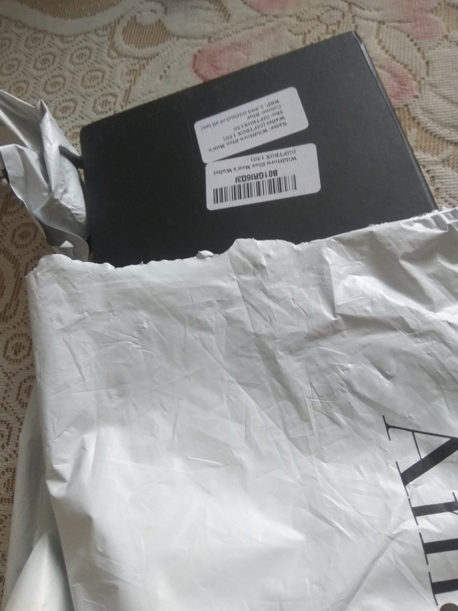 Shu_BAM_sfdc's tweet photo. Scorching heat turns into the cool shower!!, I was surprised ,amazed,in pawsome situation when I receive a call having a parcel in it 🤔, turn out to be a secret gift by  @Secret_Ohana , I was surprised , #SecretOhana made me suprise 😂, gift from my side is also on the go..... https://t.co/PjsqgHHVmg