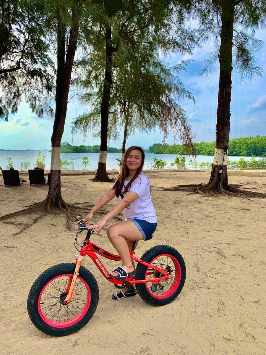 leighabegail's tweet photo. 🚲 https://t.co/tEuFwU9qXq