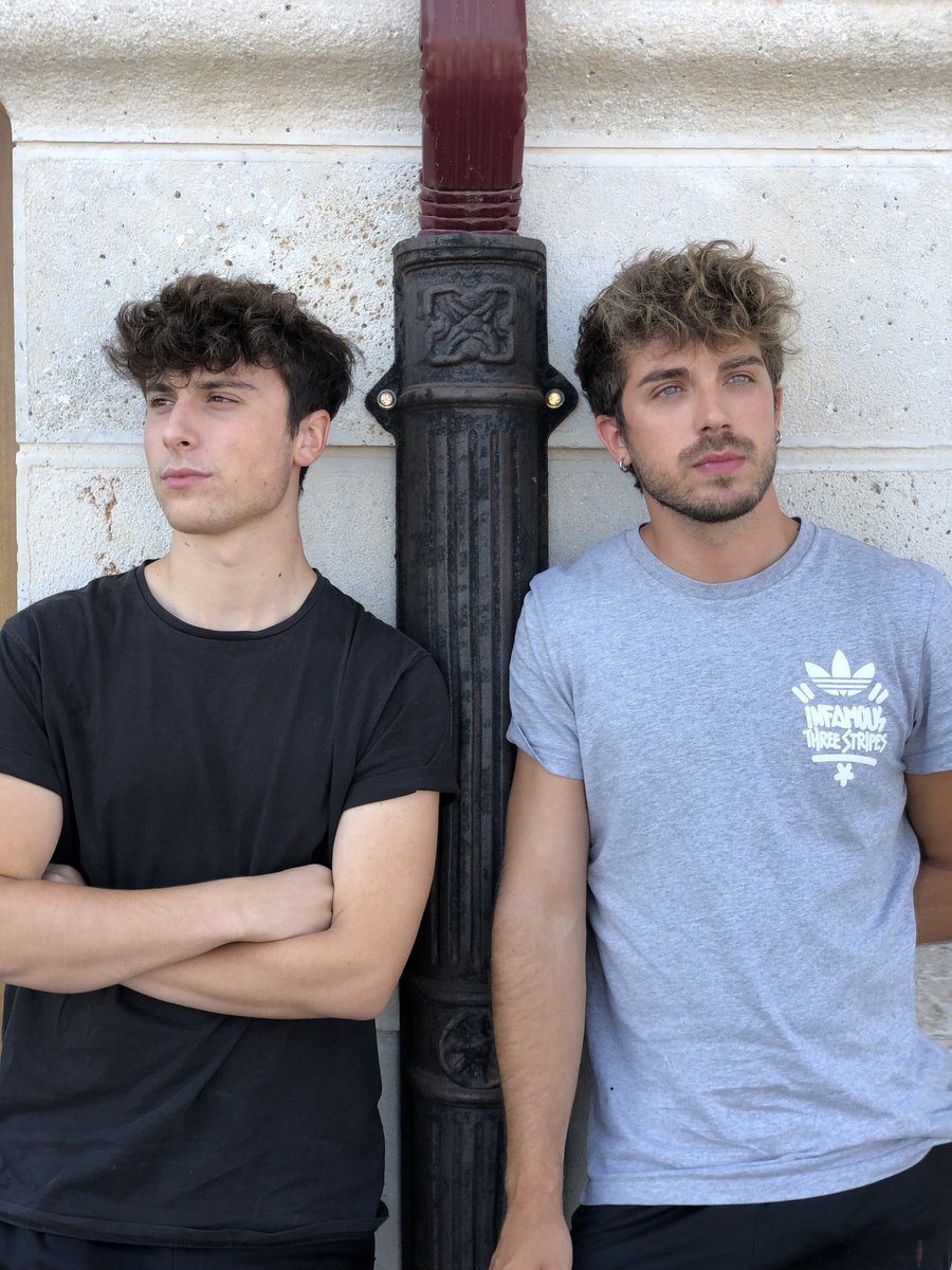 BILBAO!!! Estamos de camino... 🚙💨 Nos vemos esta noche a las 23:30h en Abandoibarra 🤘🏻