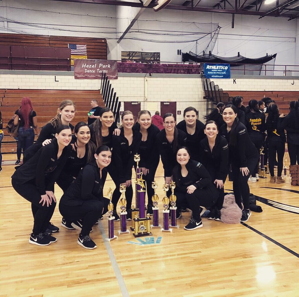 VitalityDanceOU's tweet photo. ATTENTION: 
Wanna dance ??
COME JOIN US ON SEPTEMBER 12TH FOR FALL AUDITIONS !!!
•
We look forward to seeing all your beautiful faces !! This is the place to be💜
•
Any questions ?? Feel free to contact us💛🖤 https://t.co/5WNFE4o8we
