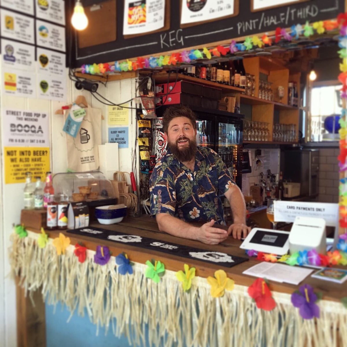 beershoplondon's tweet photo. Big thanks to everyone who came to TROPIC-ALE last night, &amp; thanks to @lukedrozd &amp; @lordadmiralduke for providing the ultimate summery soundtrack to the night. TROPIC-ALE continues with #streetfood from @BOOQAfood today, &amp; loads of fruity BEER! #beershoplondon #tropicale #nunhead https://t.co/l3xspZijps