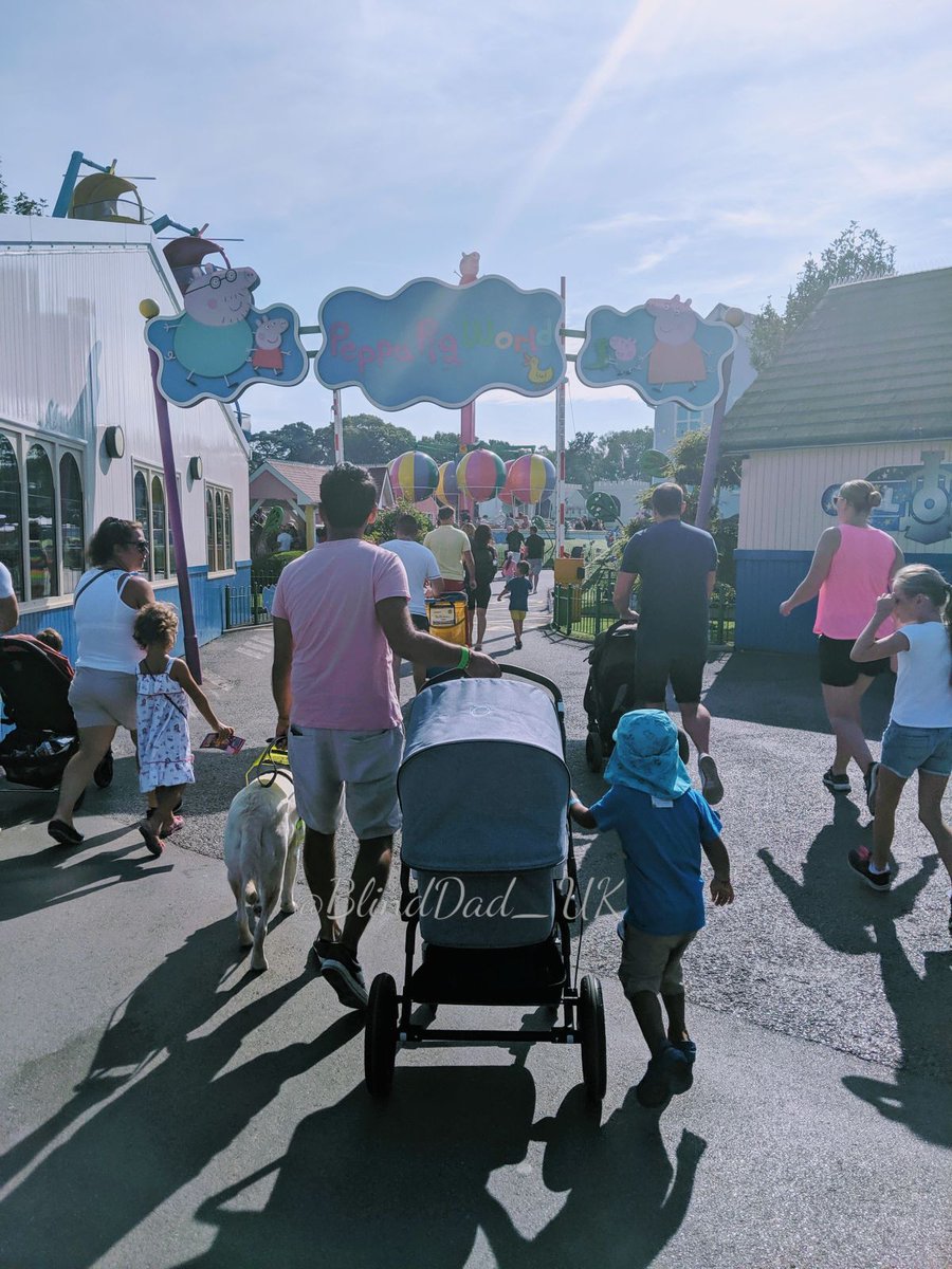 BlindDad_Uk's tweet photo. We had so much fun at @PaultonsPark #PeppaPigWorld that we're back again today! This time baby's in the @Bugaboo as it was quite the workout in the chest harness with the heat yesterday.

#KikaDoesPeppaPigWorld #TheKikaEffect https://t.co/8gFyaIn63I