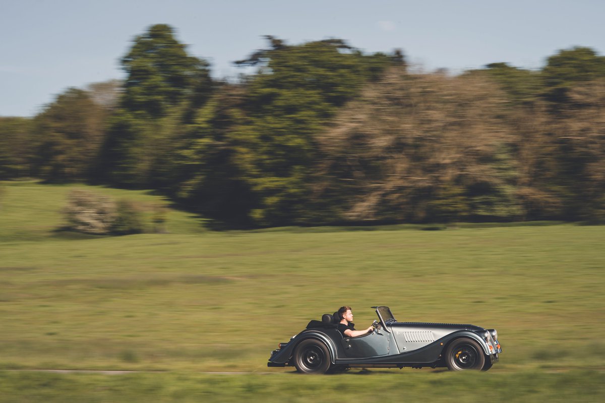 morganmotor's tweet photo. Bank Holiday weekend in the U.K. and itβs going to be hot βοΈ Whats your Morgan of choice? Plus 4 or Roadster? #Morgan #Morgan110 #British π¬π§ https://t.co/bhpiKOnAYQ