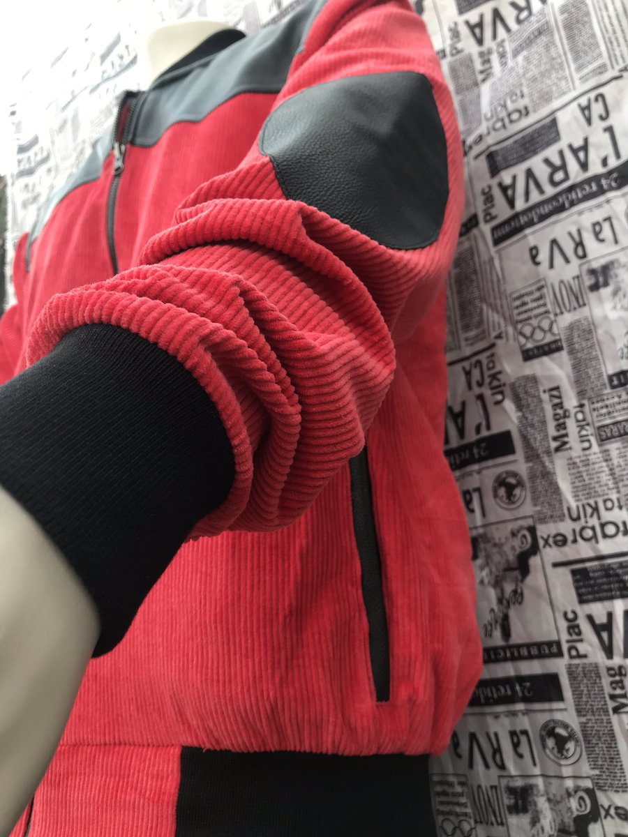 BlackBillionai1's tweet photo. WEEKEND SALES: Tan red Quadra with leather patchwork jacket; exquisite interior knit that softens and make dampness unnoticeable.
Order at #8,900 and have it delivered.
#weekend11%off
#urbanfashion
#buyblack
Pls retweet for support https://t.co/BiGwqdXkED