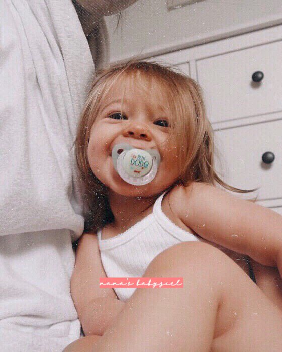 camillalusyfir's tweet photo. « I could make you happy, make your dreams come true, nothing that I wouldn't do, go to the ends of the earth for you, to make you feel my love. » https://t.co/0LHo2DT0IL