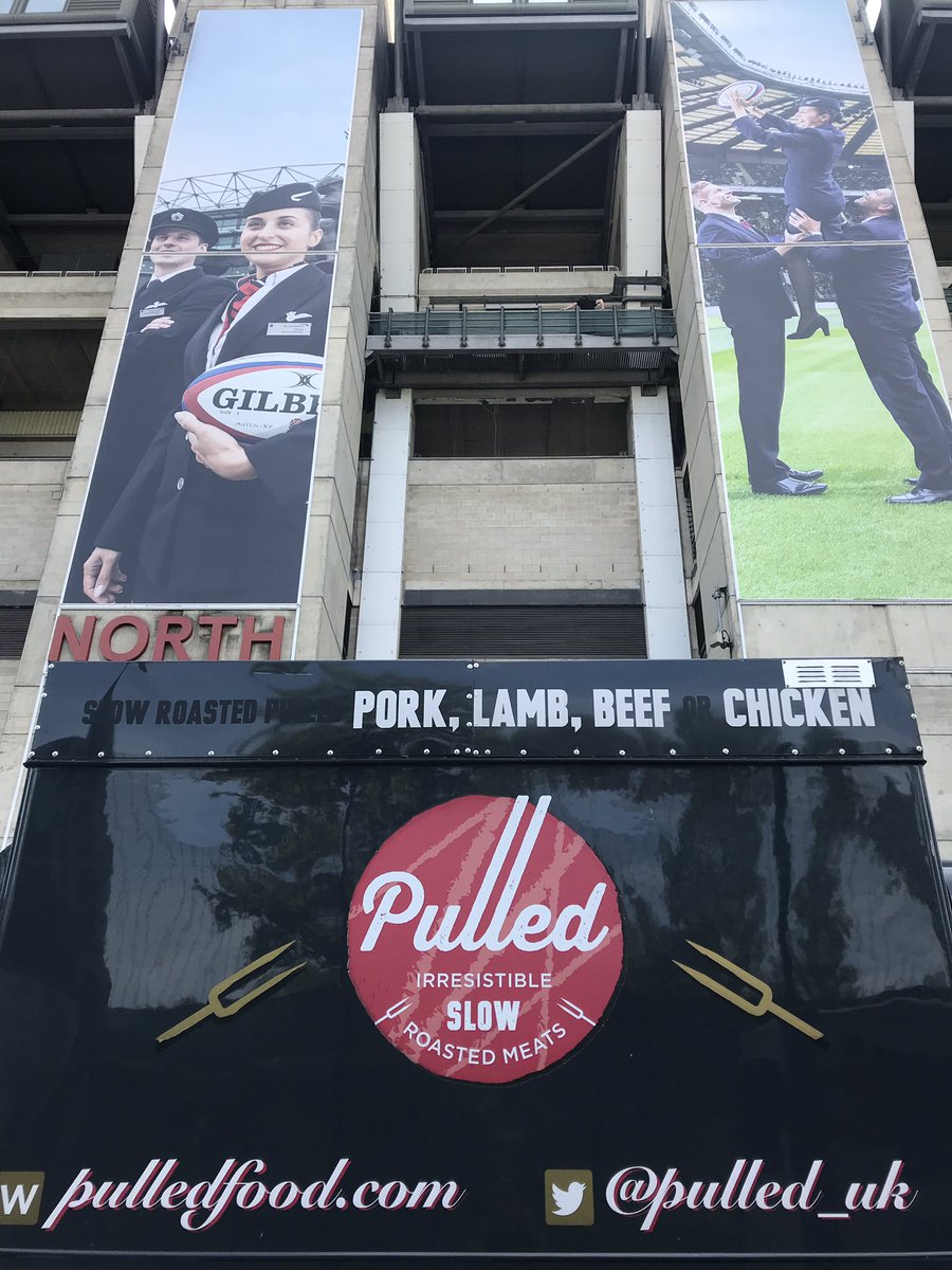 Our first time at <a href="/Twickenhamstad/">AllianzStadium</a>, super excited and ready to SMASH IT!!! #ENGvIRE #QuilterInternationals
