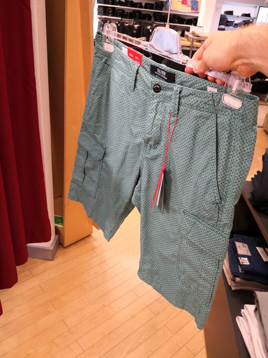 ArneKoehn's tweet image. Prepared for #syntaxfest2019 (all my shorts are in Hamburg).  Anybody already in Paris Sunday afternoon?