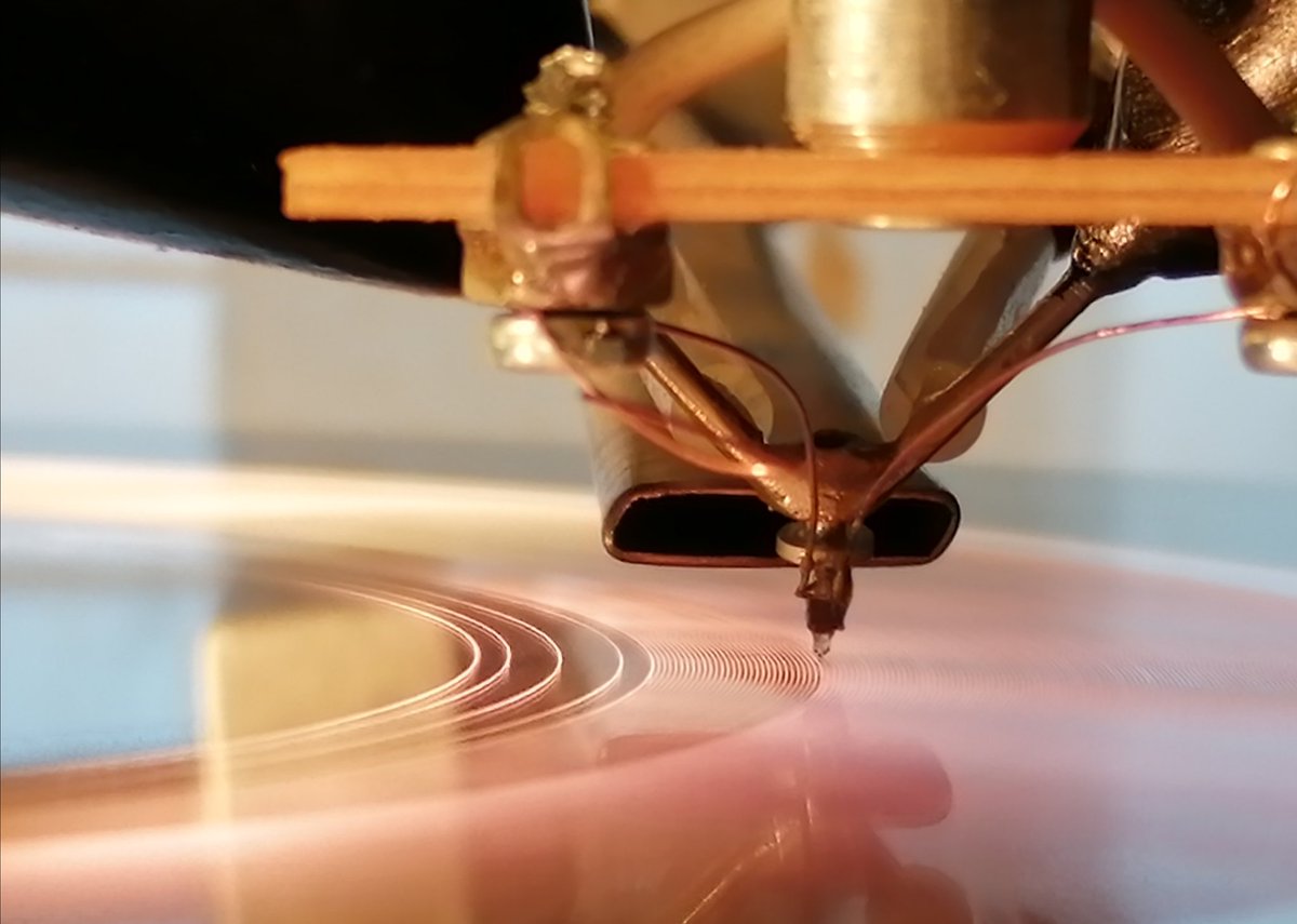 Cutting the new <a href="/Seasonsinshort/">The Seasons in Shorthand</a> #7inchsingle on transparent #vinyl
You can hear how beautiful they look and sound at @TruckMusicStore for the launch 8pm Thursday 29 August
#neverenoughrecords