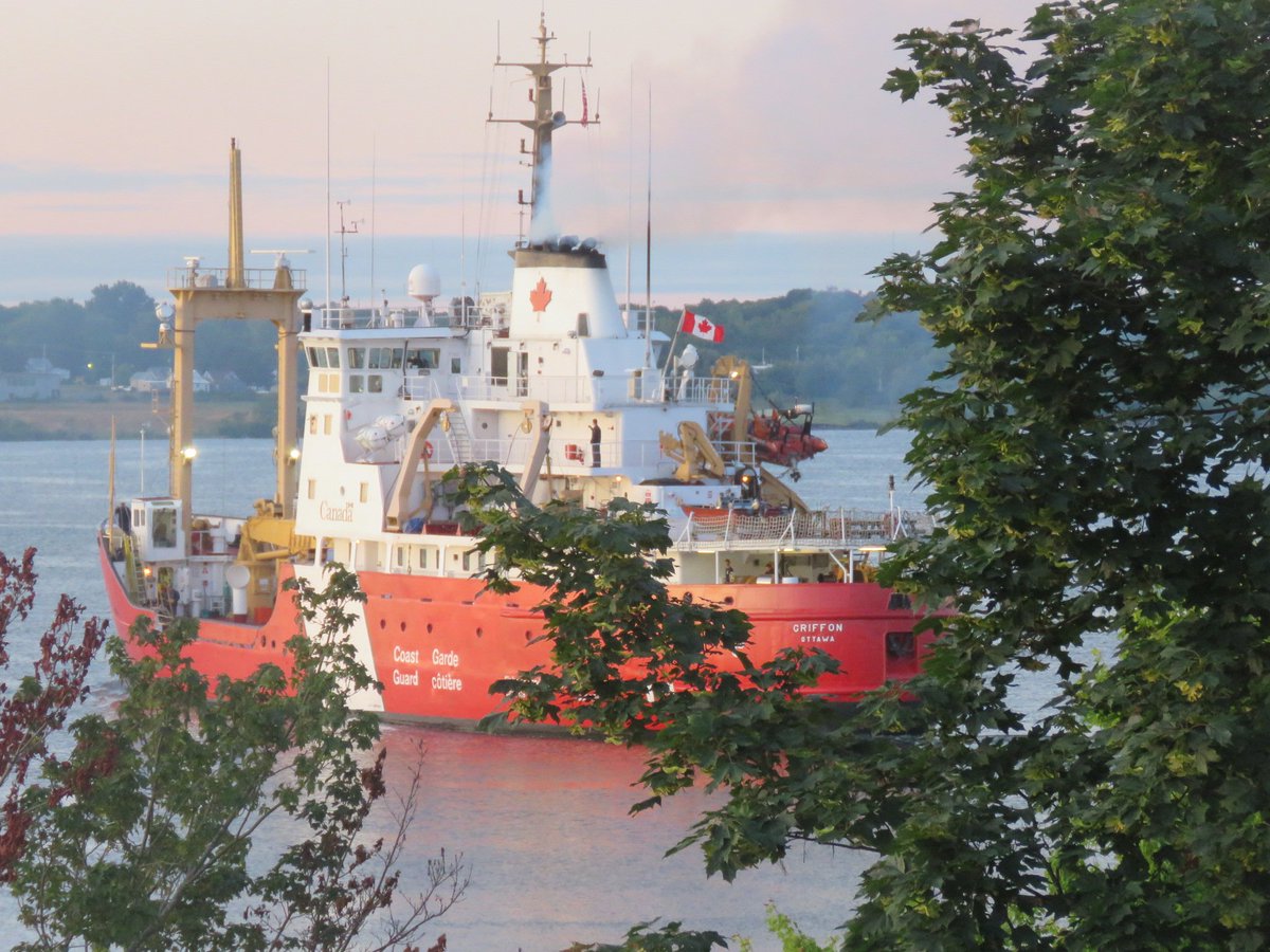 PrescottAnchor's tweet photo. 24 Aug 2019 CCGS GRIFFON departs Prescott Base #StLawrenceSeaway 06h15 upbound to Lake Ontario for sea trials and exercises. She will anchor Lake Ontario tonight. #CCGSGriffon @CoastGuardCAN #Seaway60 #CCGProud https://t.co/LgdJ8MOWDI