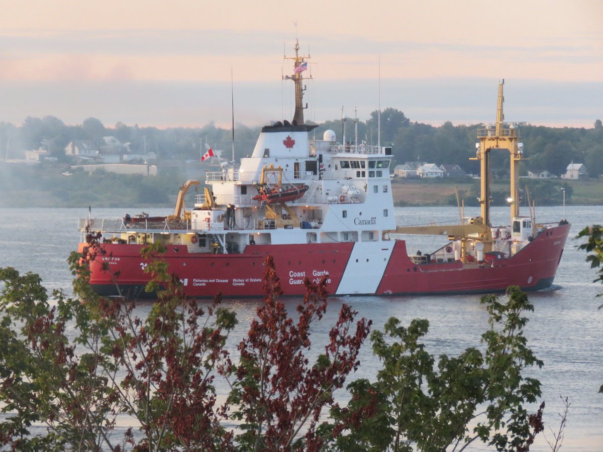 PrescottAnchor's tweet photo. 24 Aug 2019 CCGS GRIFFON departs Prescott Base #StLawrenceSeaway 06h15 upbound to Lake Ontario for sea trials and exercises. She will anchor Lake Ontario tonight. #CCGSGriffon @CoastGuardCAN #Seaway60 #CCGProud https://t.co/LgdJ8MOWDI
